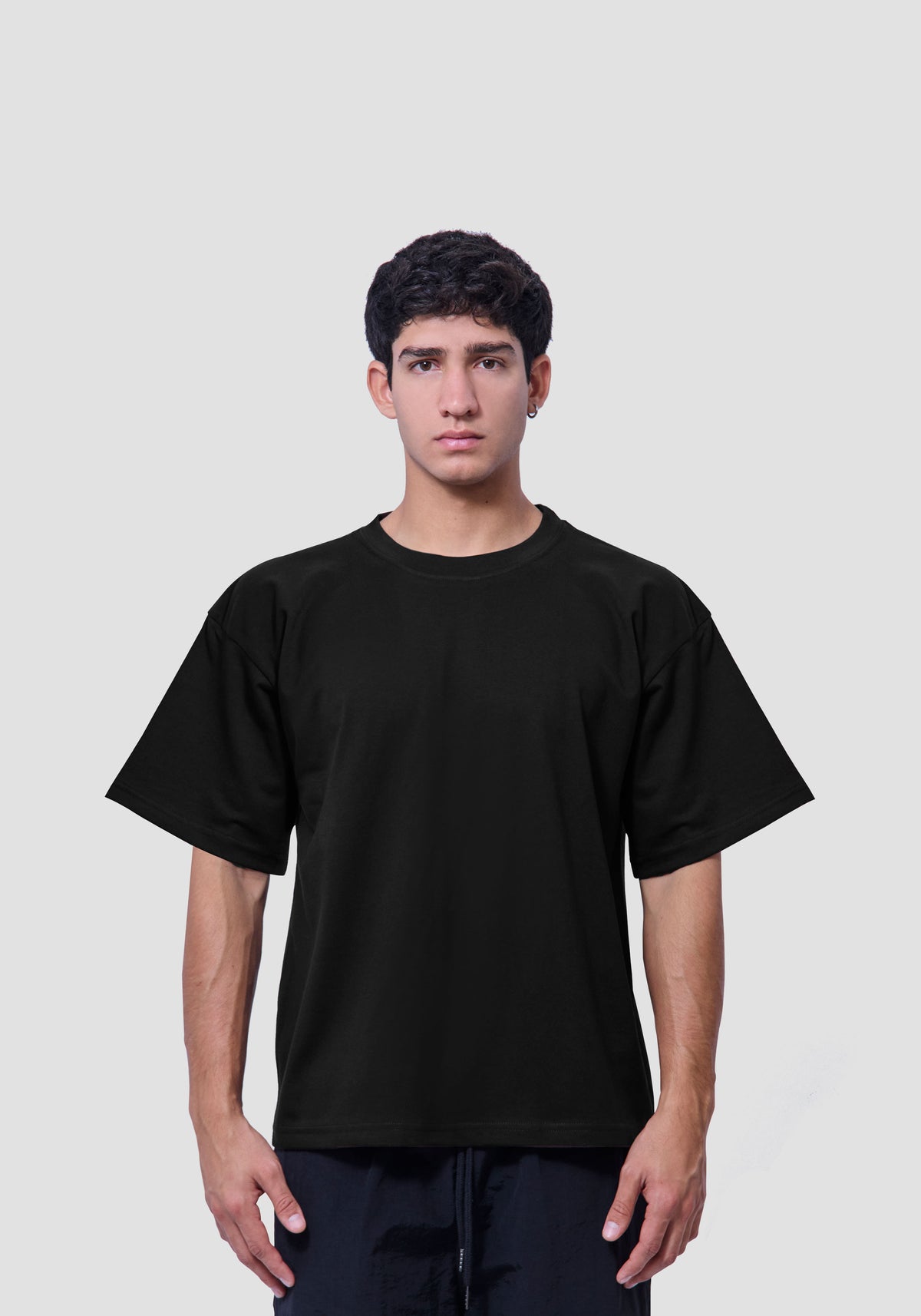 POLO BOXY FIT NEGRO